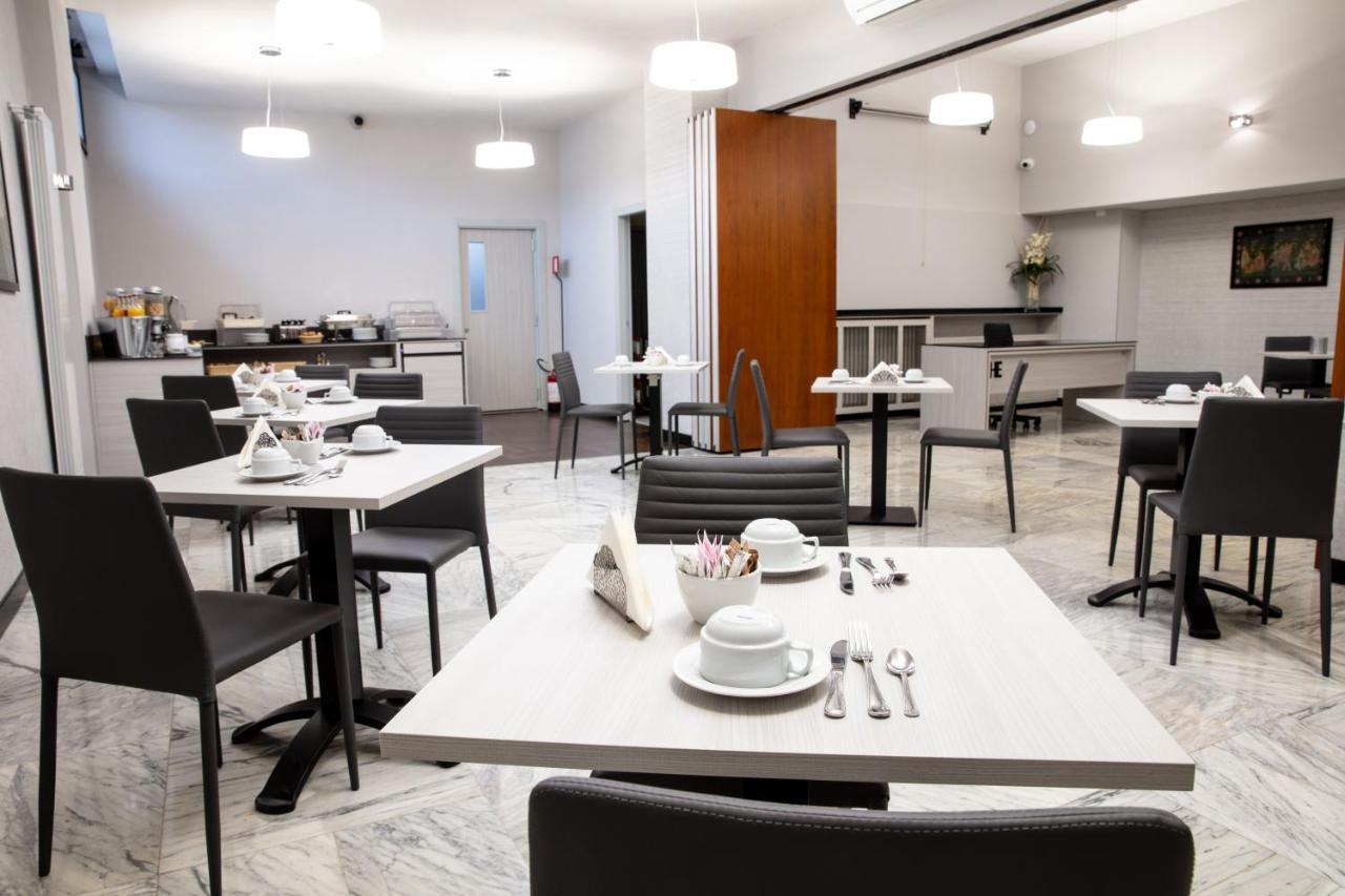 Esperia Hotel Rho